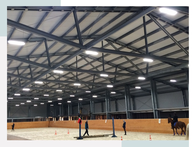 Строительство конных манежей от 616 руб в Елец